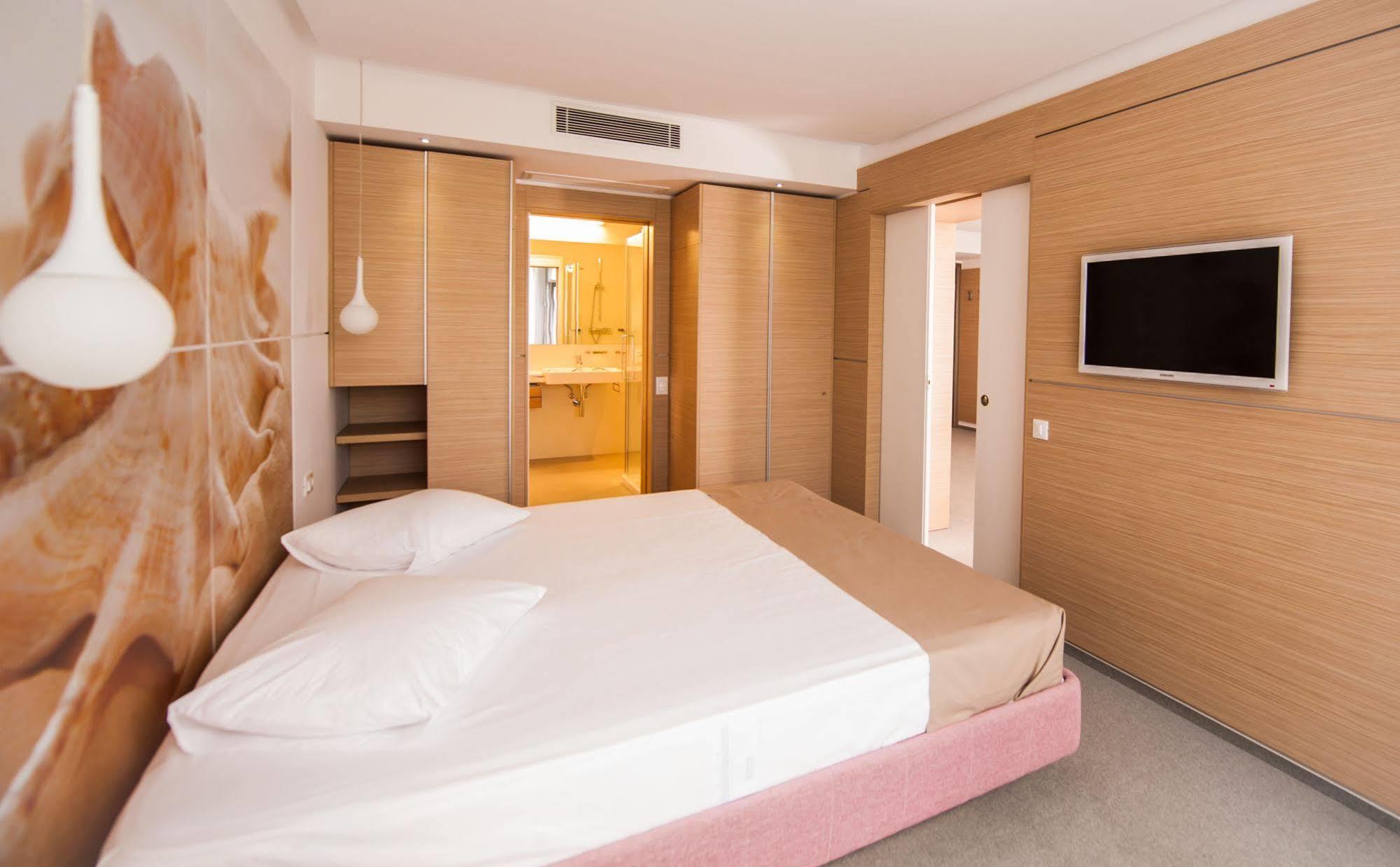 Hotel Melodia Venus Zewnętrze zdjęcie